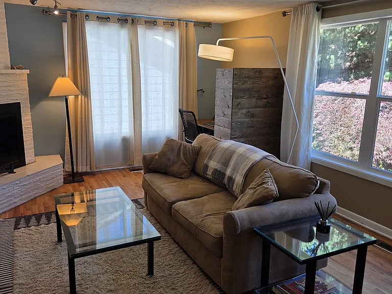 Living Room x1