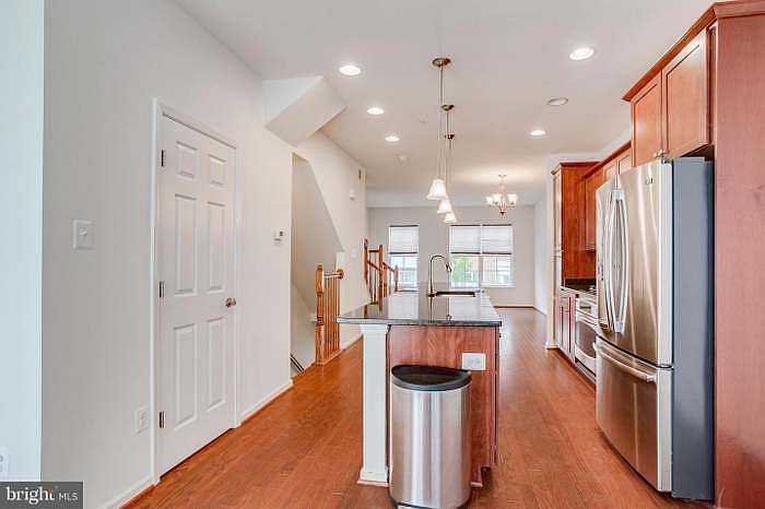 1st image of 7233 Silver Thorn Way