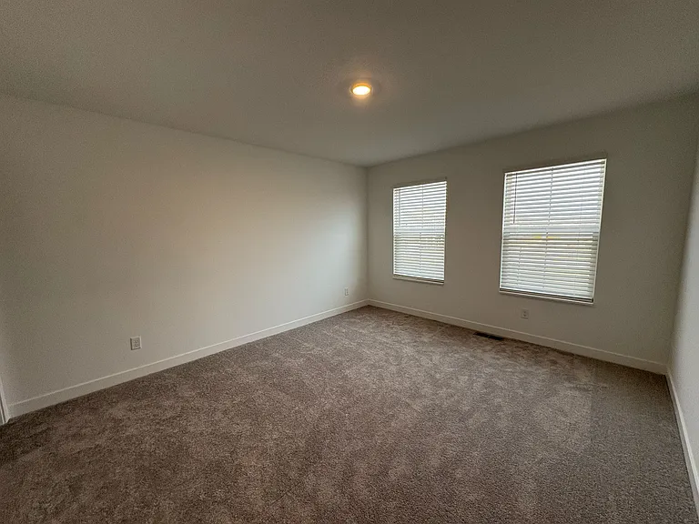 11724 Aubrey Ln — Photo 33