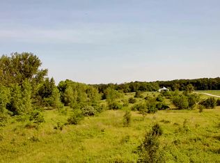 19466 Bauer Rd, Wilmington, IL 60481