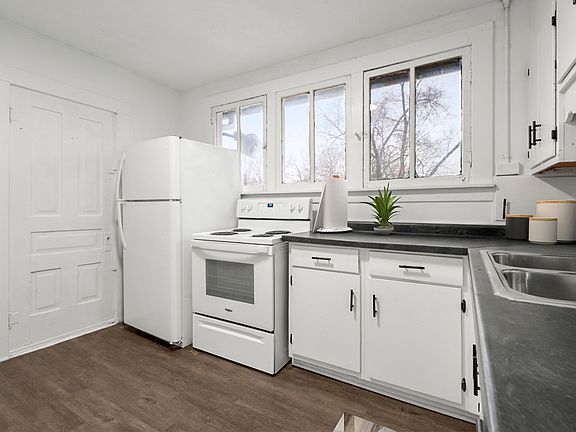 5th image of 1013 W Shiawassee St #2