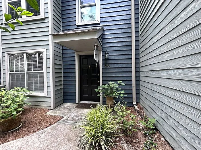 1378 N Crossing Dr NE #1378 — Photo 1