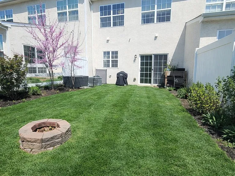 417 Wilmore Dr — Photo 13
