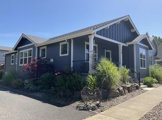 724 SE 44th St, Newport, OR 97366
