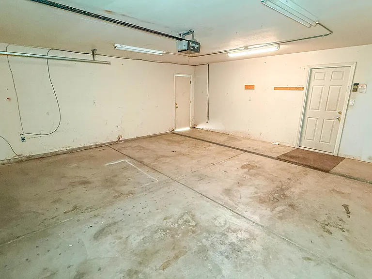 5311 Sunbird Ct — Photo 22
