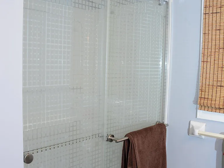 8811 Hawthorne Dr — Photo 39