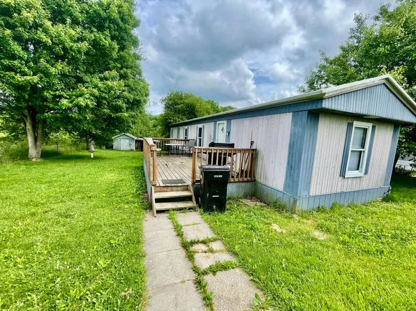 855 State Route 18, Aliquippa, PA 15001