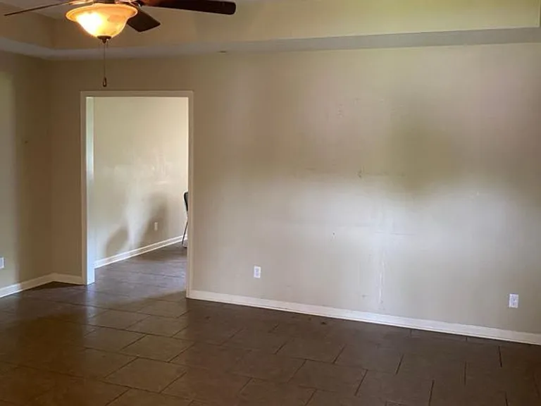 1220 Sandino Dr — Photo 4