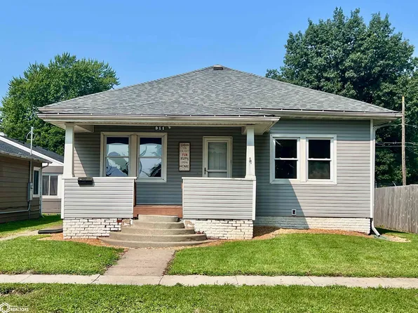 911 South Ln, Oskaloosa, IA 52577