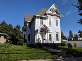 38 Elm St, Oneonta, NY