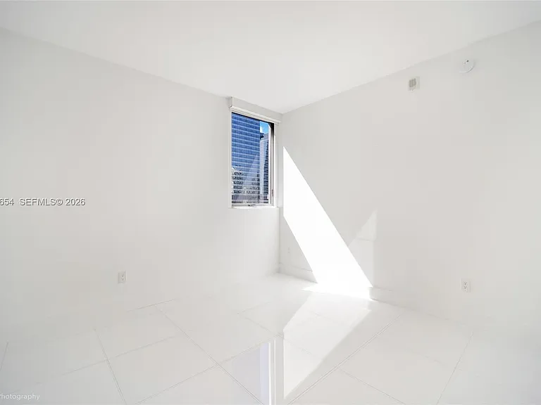 1300 Brickell Bay Dr #1803 — Photo 8