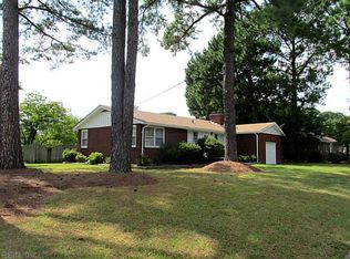 120 Lynn Dr, Portsmouth, VA 23707
