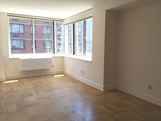 Rented by Windsor Property Management | media 19