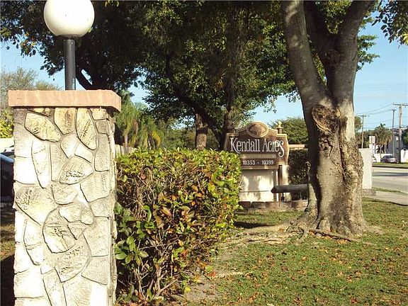 2nd image of 10365 N Kendall Dr #5D
