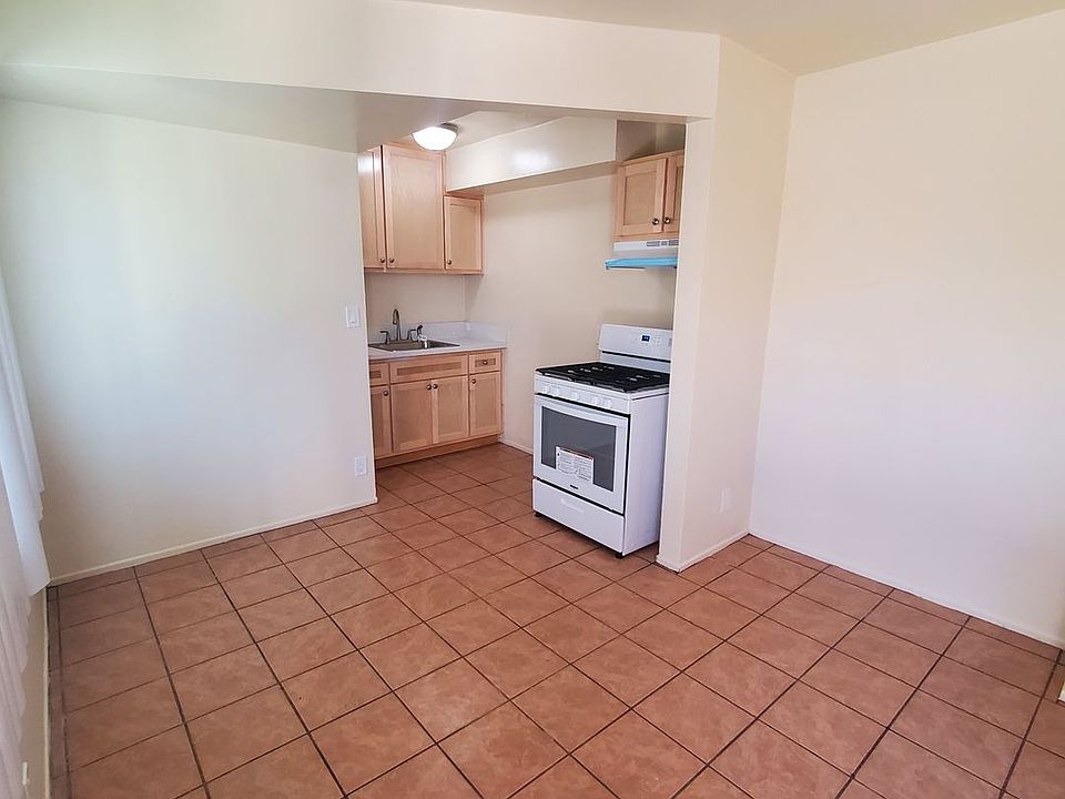 1st image of 11518 Inglewood Ave APT 7