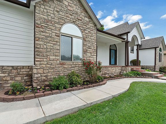4th image of 1307 W Hannah Ln