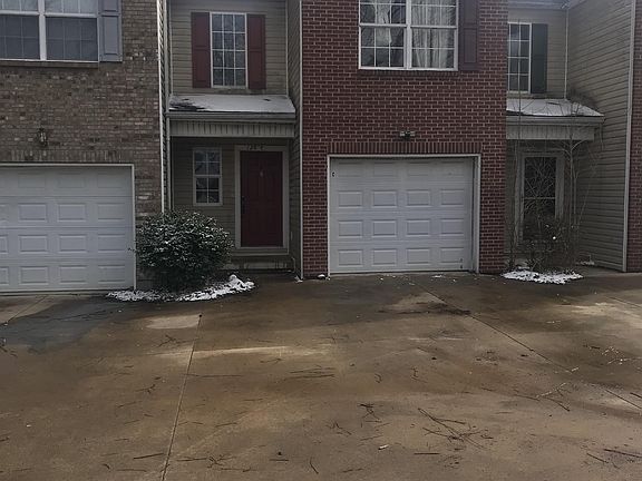 5th image of 125 Ashberry Dr APT C