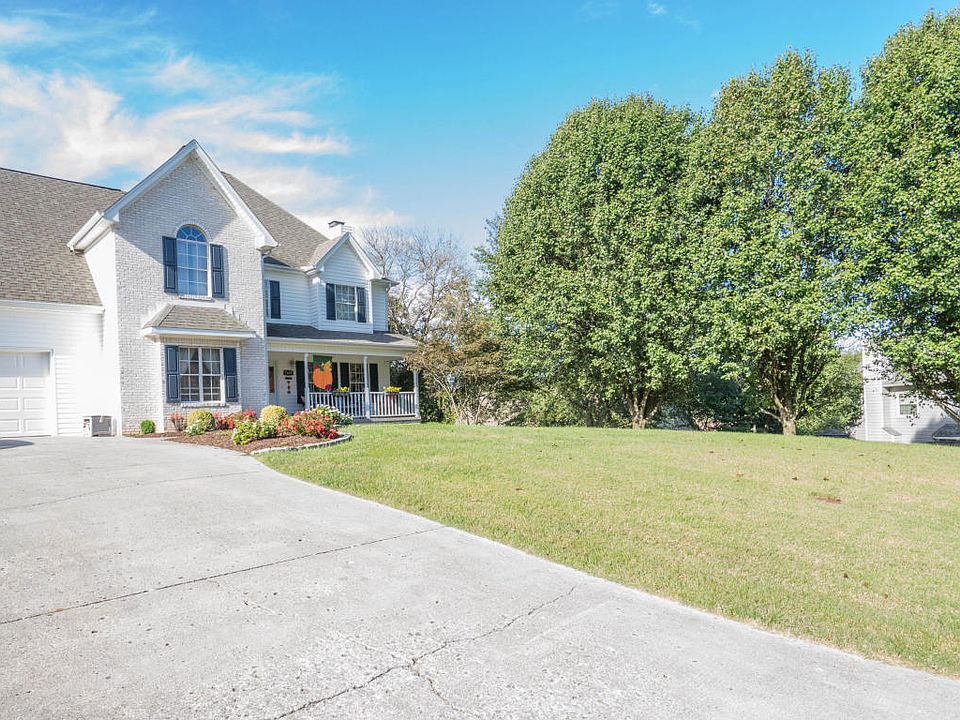 1st image of 7605 Rose Briar Ct