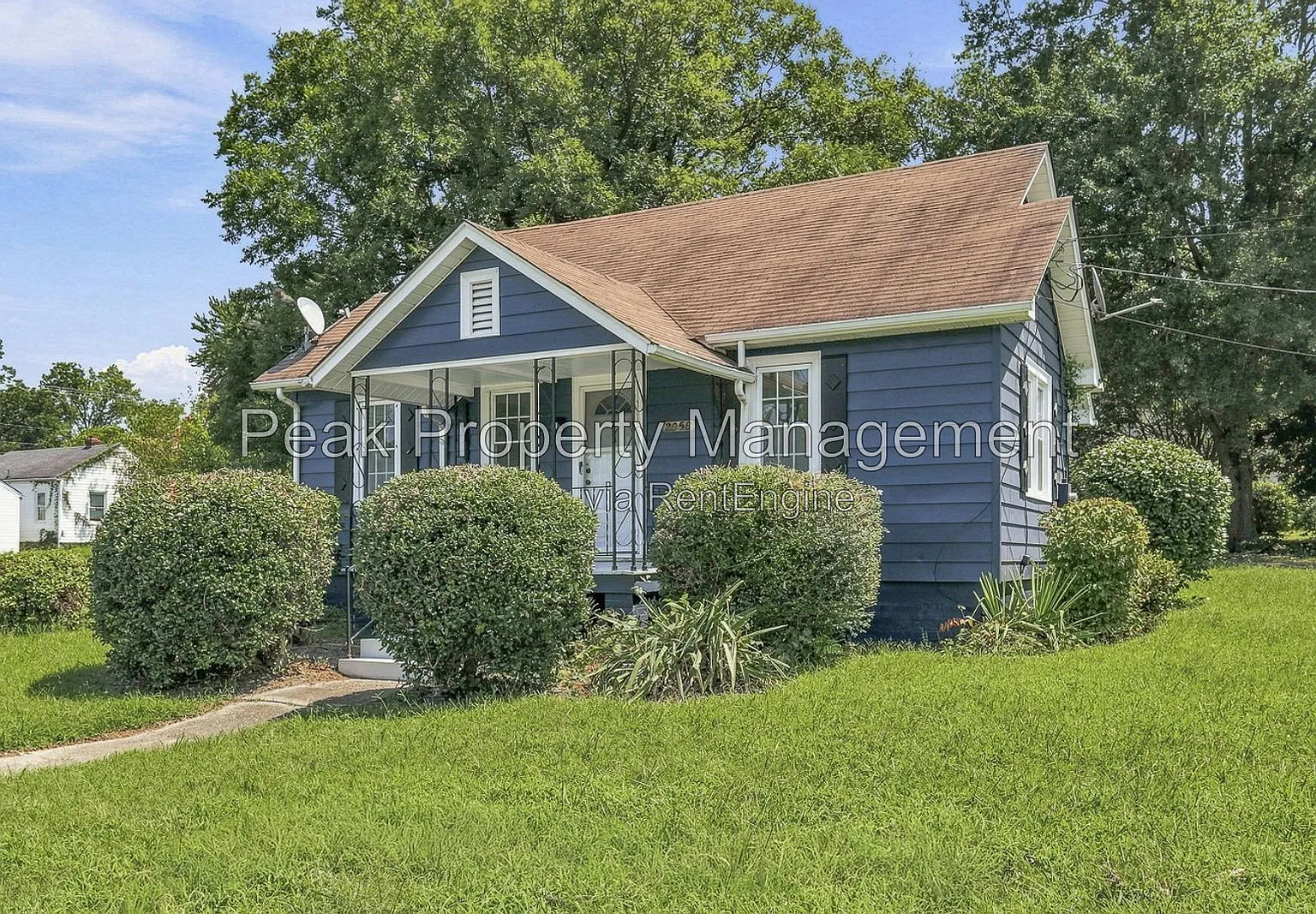 3 bed, 2.0 bath, 1576 sqft, $1,900 — Photo 3