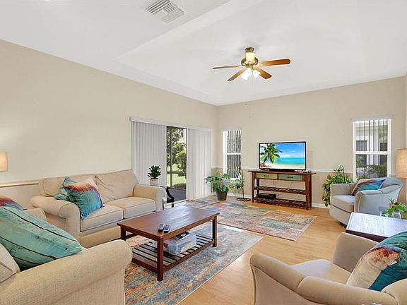 4th image of 1858 Pelican Dr #2