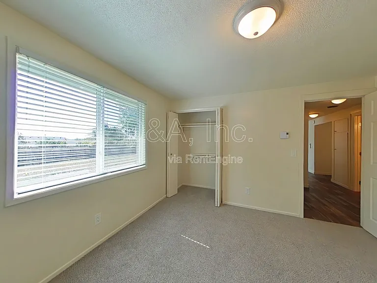 3756 NW 26th Ave — Photo 7