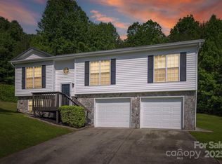 905 Severt Cir, Lenoir, NC 28645