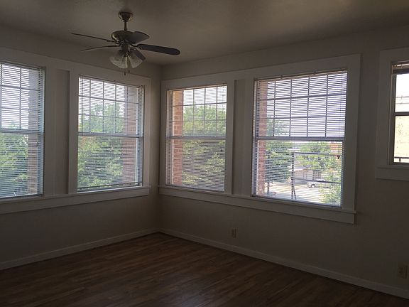 4th image of 530 7th St APT 305
