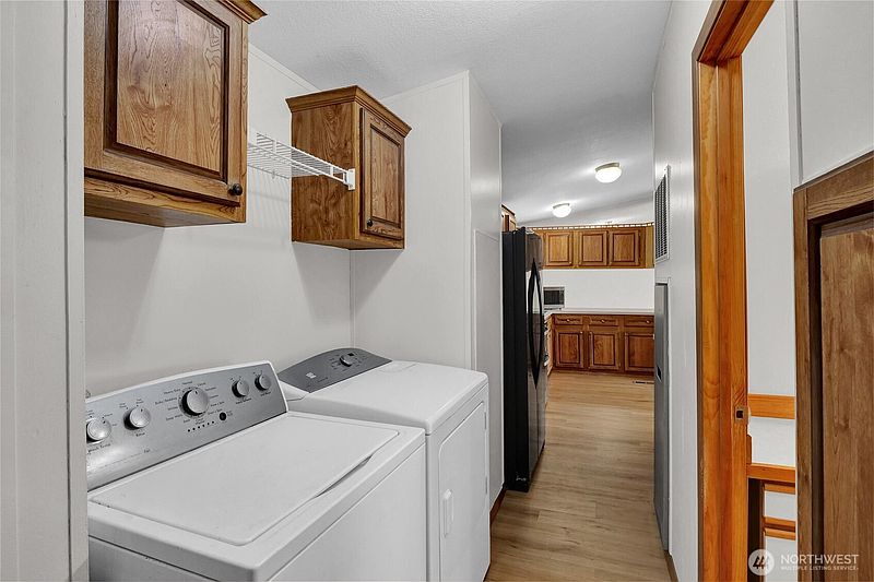 2nd image of 6316 Ferguson Road NE