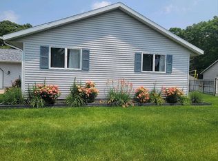 548 Grover Rd, Muskegon, MI 49442