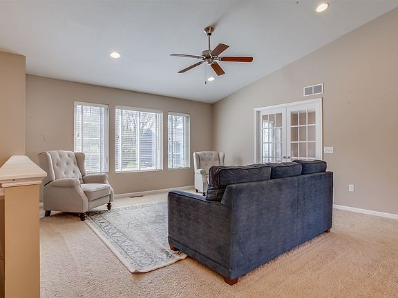 4th image of 20333 Kiefer Way