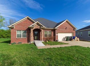 1724 Bettys Ct, Lexington, KY 40505