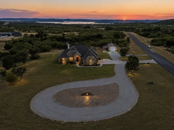1041 Indigo Bush Ct, Graford, TX 76449