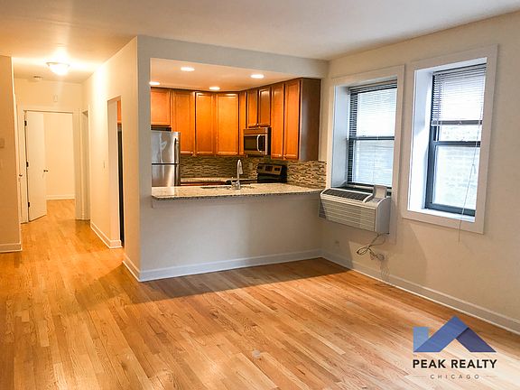 3rd image of 1170 N Milwaukee Ave #1170-406