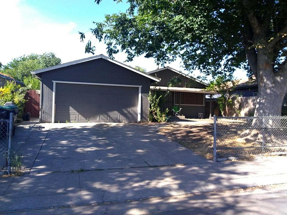 2nd image of 1227 Denver Ave