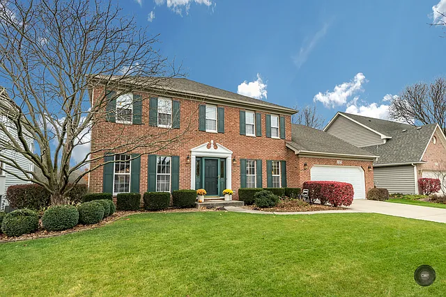 2327 Nottingham Ln photo 1