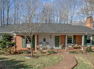 107 Sherwood Pl, Martinsville, VA 24112