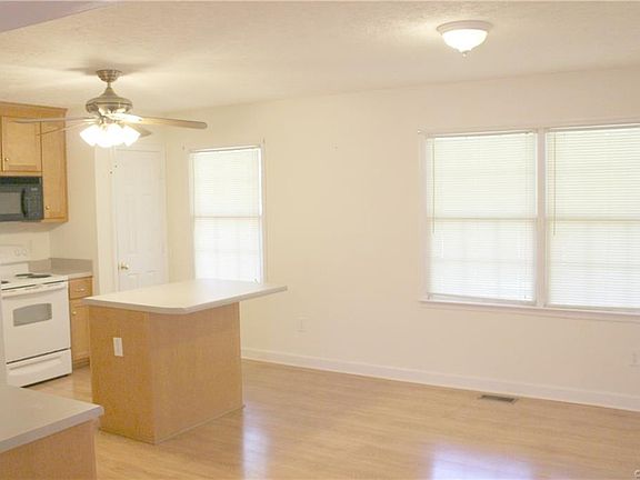 5th image of 11038 Linderwood Dr