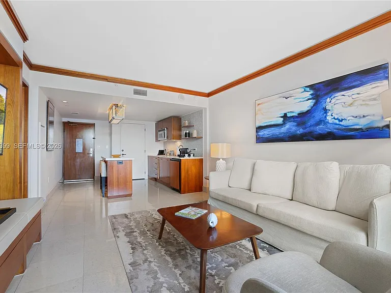 6801 Collins Ave #503 — Photo 3