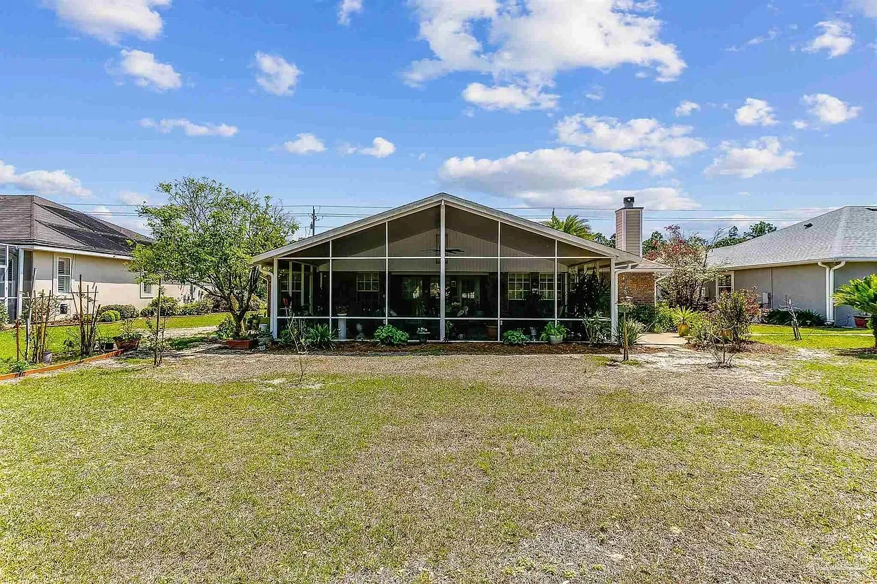 9588 Westgate Cir — Photo 1