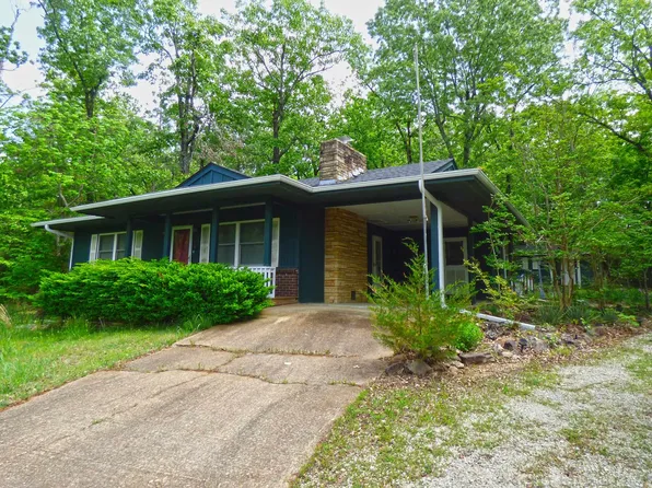 275 Okmulgee Dr, Cherokee Village, AR 72529