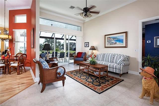1st image of 826 Hyacinth Ct
