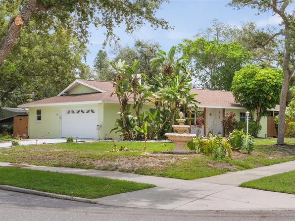 7311 Broughton St, Sarasota, FL 34243
