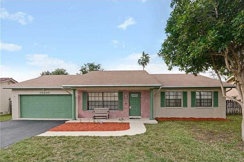 1st image of 10450 NW 21st St