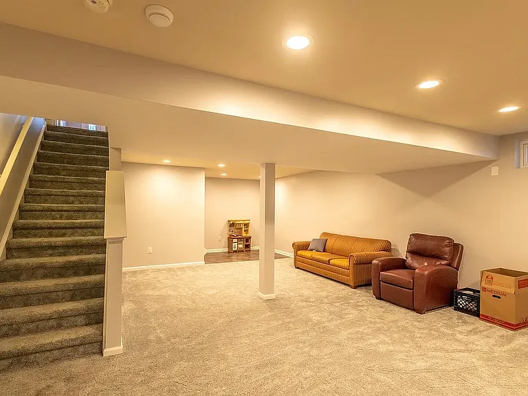 8936 Mullen Rd — Photo 25