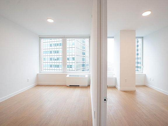 3rd image of 180 Water St #706