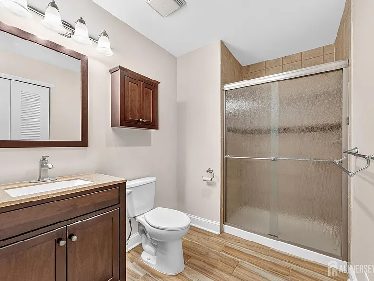 4006 Crawford Ct — Photo 13