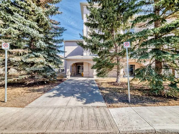 7 W Lineham Ave #205, Okotoks, AB T1S 1Z2