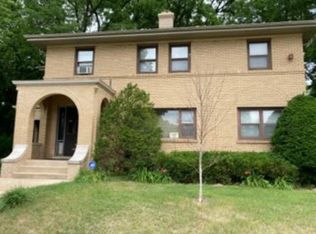 1304 Greenwood Ave, Rockford, IL 61107