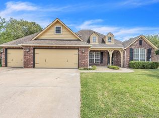 11610 E 100th St N, Owasso, OK 74055