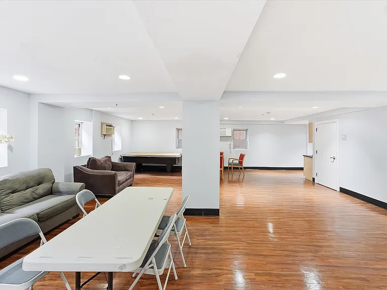 70 S Munn Ave #408 — Photo 23